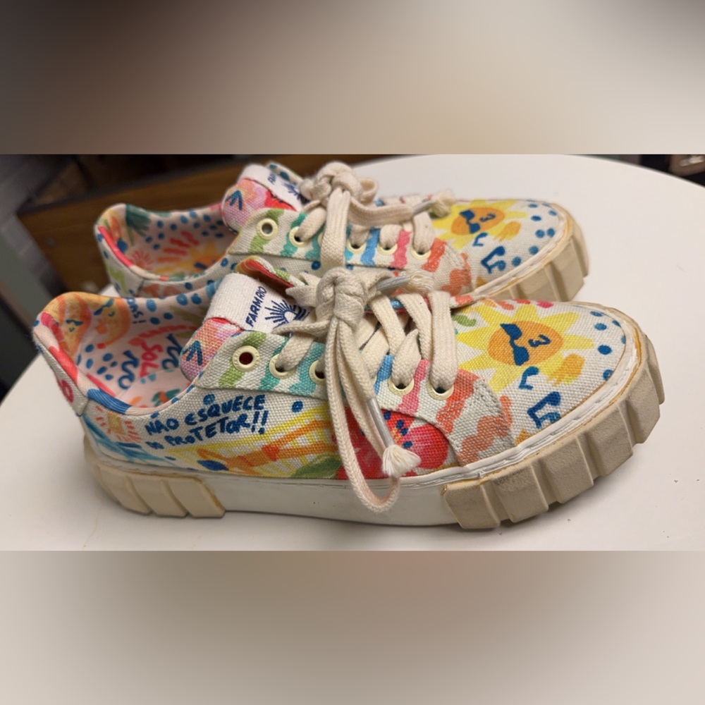 Farm Rio size 7.5 sneakers